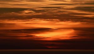 Preview wallpaper sunset, horizon, sea, clouds, dark, twilight