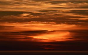 Preview wallpaper sunset, horizon, sea, clouds, dark, twilight