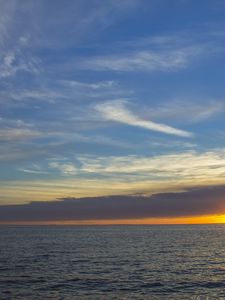 Preview wallpaper sunset, horizon, sea, sky, clouds