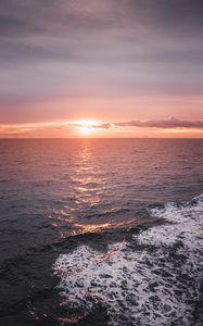 Preview wallpaper sunset, horizon, sea, sun, evening