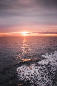 Preview wallpaper sunset, horizon, sea, sun, evening