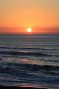 Preview wallpaper sunset, horizon, sea, evening, waves