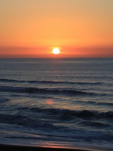 Preview wallpaper sunset, horizon, sea, evening, waves