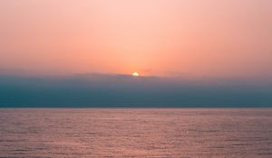 Preview wallpaper sunset, horizon, sea, water, pink