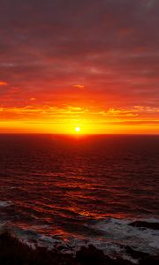 Preview wallpaper sunset, horizon, sea, waves, sky