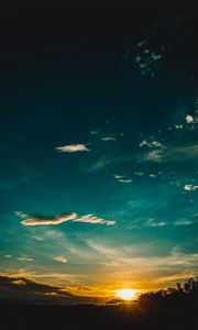 Preview wallpaper sunset, horizon, sky, clouds, sunlight