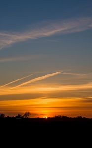 Preview wallpaper sunset, horizon, sky, clouds, sun