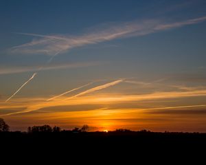 Preview wallpaper sunset, horizon, sky, clouds, sun