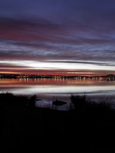 Preview wallpaper sunset, horizon, sky, water, twilight