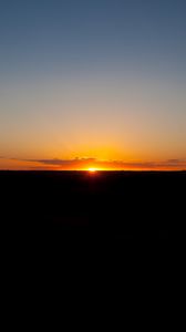 Preview wallpaper sunset, horizon, sun, sky, light
