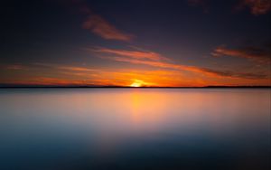 Preview wallpaper sunset, horizon, sun, twilight