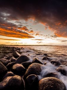 Preview wallpaper sunset, horizon, waves, stones