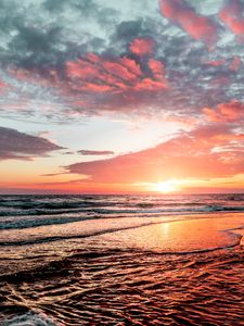 Preview wallpaper sunset, horizon, waves, sea