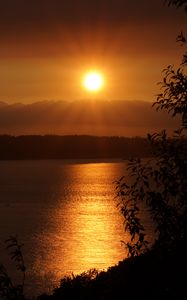 Preview wallpaper sunset, lake, dusk, sun, rays