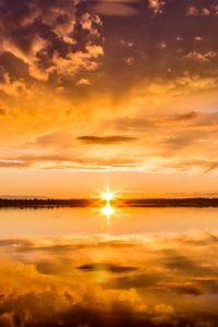 Preview wallpaper sunset, lake, dusk, water, reflection