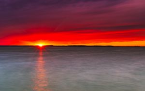 Preview wallpaper sunset, lake, horizon, stone, water