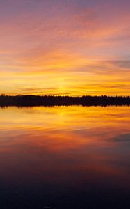 Preview wallpaper sunset, lake, horizon, sky, reflection