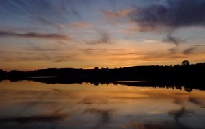 Preview wallpaper sunset, lake, sky, reflection