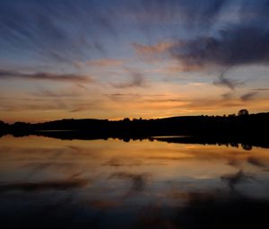 Preview wallpaper sunset, lake, sky, reflection