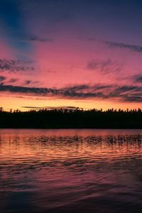 Preview wallpaper sunset, lake, skyline, sky, clouds