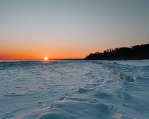 Preview wallpaper sunset, lake, snow, winter, landscape