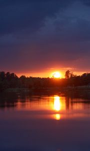 Preview wallpaper sunset, lake, sun, dusk, landscape