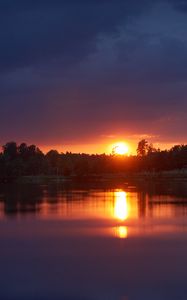 Preview wallpaper sunset, lake, sun, dusk, landscape