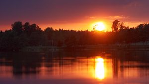 Preview wallpaper sunset, lake, sun, dusk, landscape