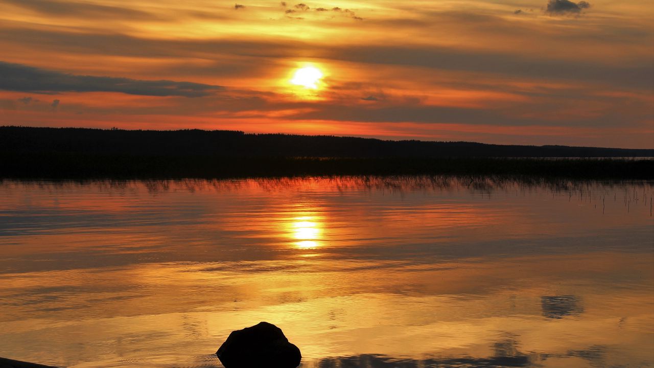 Wallpaper sunset, lake, sun, stones, reflection