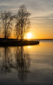 Preview wallpaper sunset, lake, trees, water, reflection