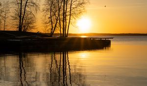 Preview wallpaper sunset, lake, trees, water, reflection