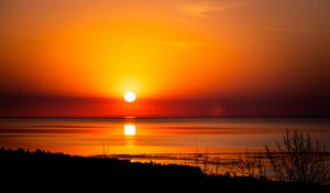 Preview wallpaper sunset, landscape, lake, horizon