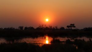 Preview wallpaper sunset, landscape, pond, dark