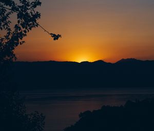 Preview wallpaper sunset, mountains, lake, dark, dusk