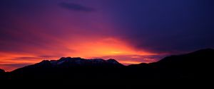 Preview wallpaper sunset, mountains, sky