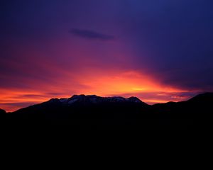 Preview wallpaper sunset, mountains, sky