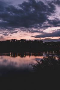 Preview wallpaper sunset, night, river, buildings, outlines, highland park, michigan