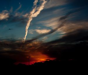 Preview wallpaper sunset, night, sky, horizon, clouds, dark