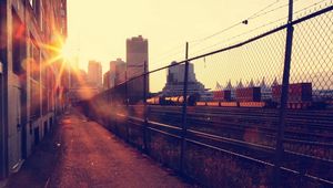 Preview wallpaper sunset, railroad, city