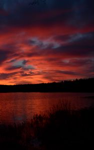 Preview wallpaper sunset, river, horizon