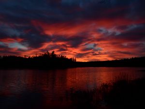 Preview wallpaper sunset, river, horizon