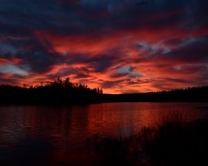 Preview wallpaper sunset, river, horizon