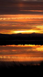 Preview wallpaper sunset, river, horizon, grass