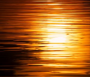 Preview wallpaper sunset, sea, glare, water, glow