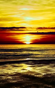 Preview wallpaper sunset, sea, horizon, sun, dark