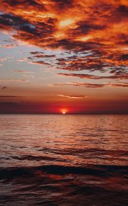 Preview wallpaper sunset, sea, horizon, dusk, landscape