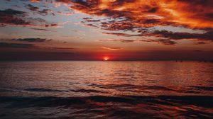 Preview wallpaper sunset, sea, horizon, dusk, landscape