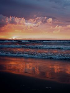 Preview wallpaper sunset, sea, horizon, beach