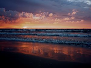 Preview wallpaper sunset, sea, horizon, beach