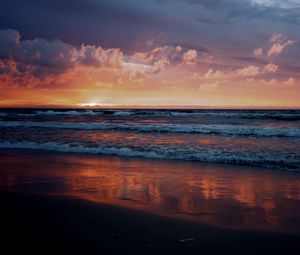Preview wallpaper sunset, sea, horizon, beach